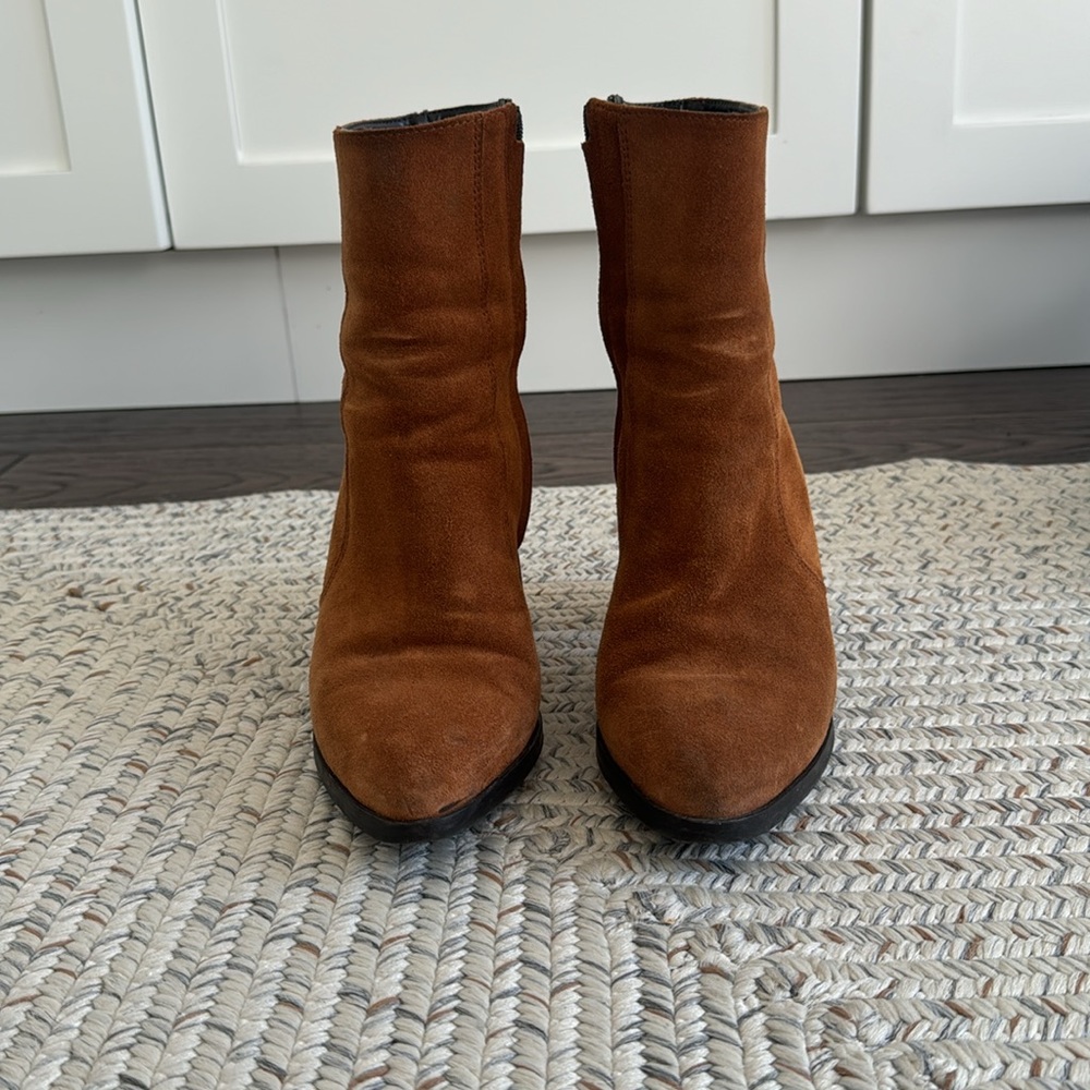Boots - Picture 3 of 4